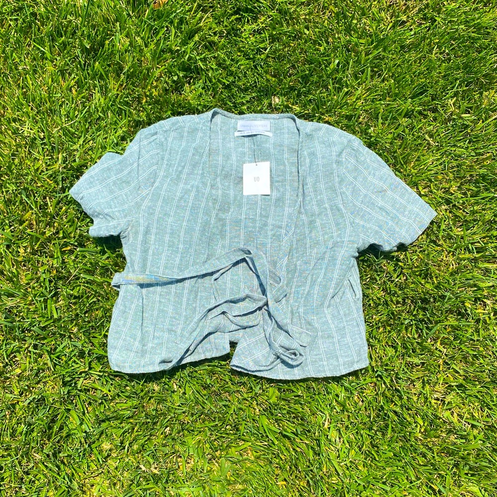 urban outfitters cute wrap top!